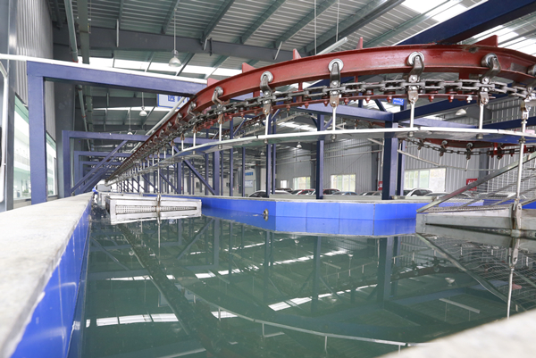 通威三聯(lián)水產交易中心通威魚品質提升車間3_副本.jpg