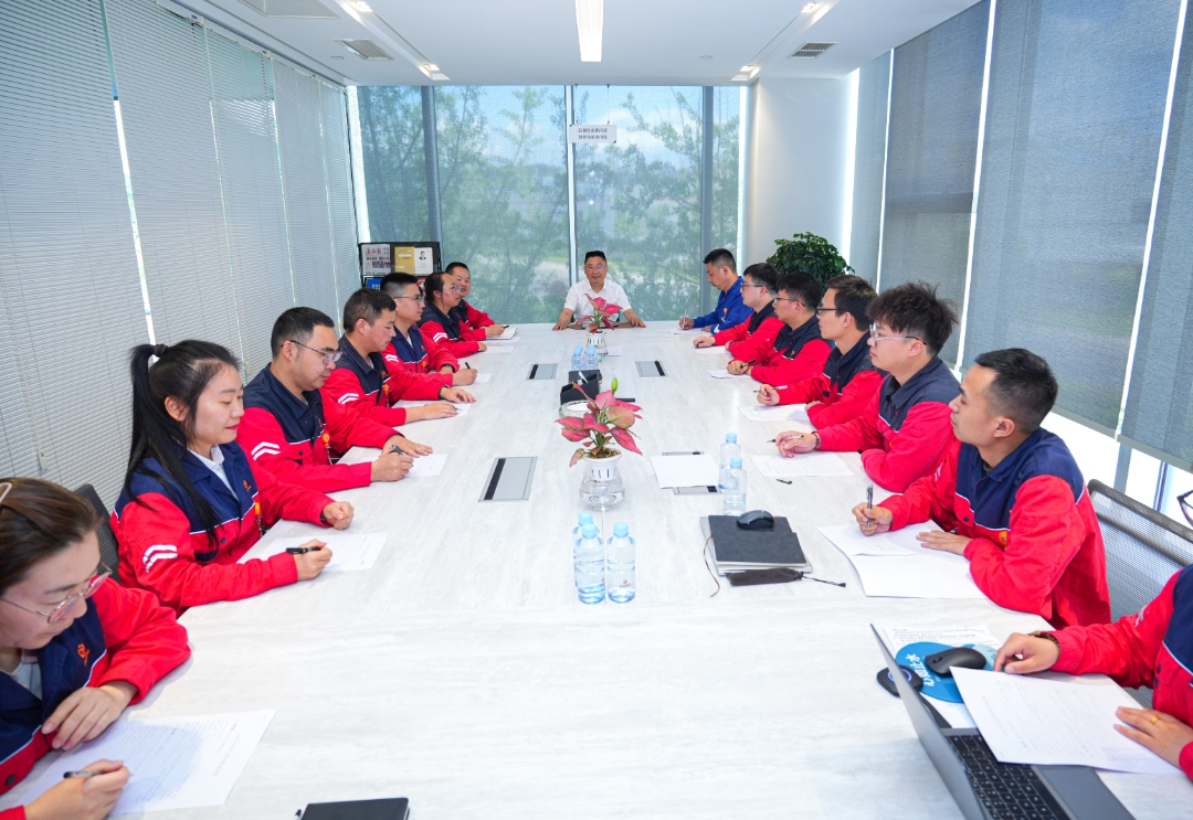 aea8dfb4f95677f52f050fe4f37911d1.jpg aea8dfb4f95677f52f050fe4f37911d1.jpg