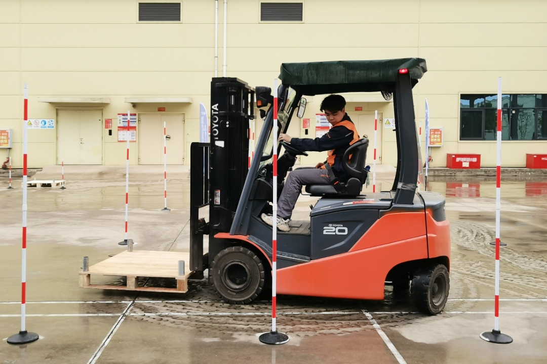 d3b0678e81174d3ddef5d0deadaabcd1.jpg d3b0678e81174d3ddef5d0deadaabcd1.jpg