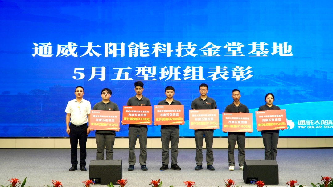 00fc2c75848241e77dbebc7142b55e8a.jpg 00fc2c75848241e77dbebc7142b55e8a.jpg