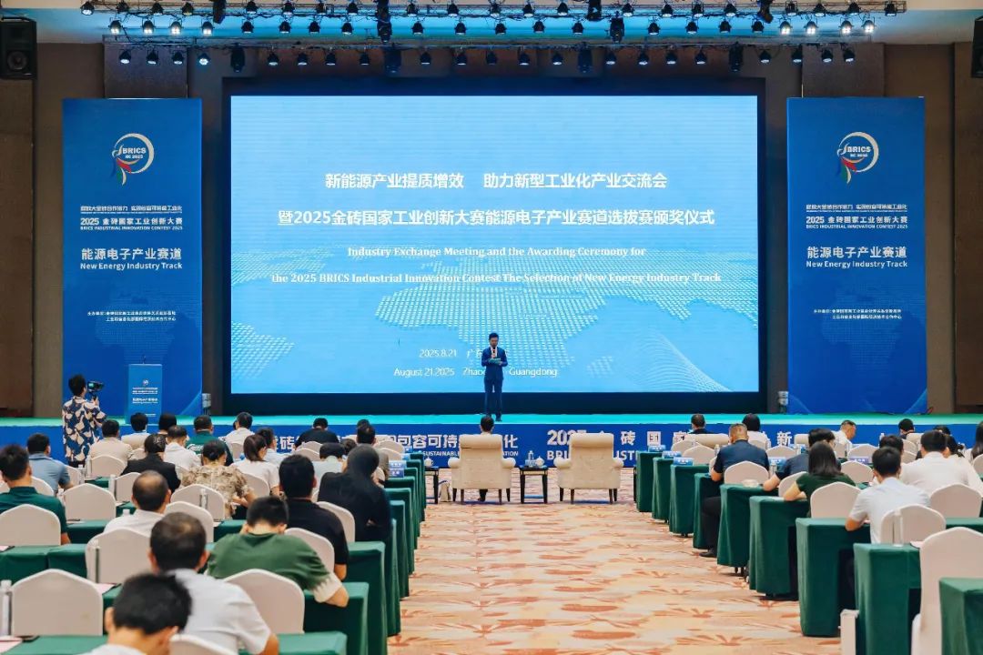 8fe80b6e08e301a9cc83f3e4370dacb8.jpg 8fe80b6e08e301a9cc83f3e4370dacb8.jpg